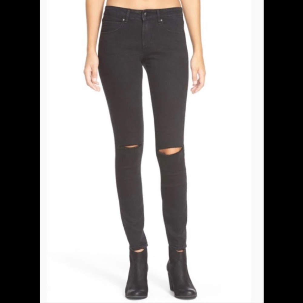 Skinny leg jeans